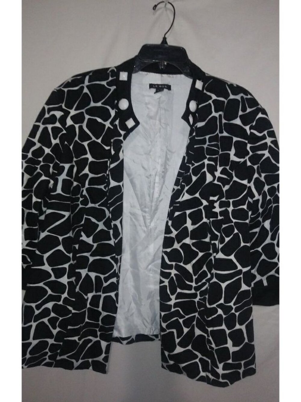 Le Bos 24W Black White Giraffe Crop Jacket Plus